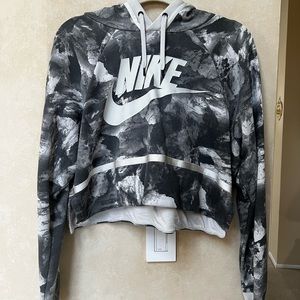 NIKE CROPPED HOODIE